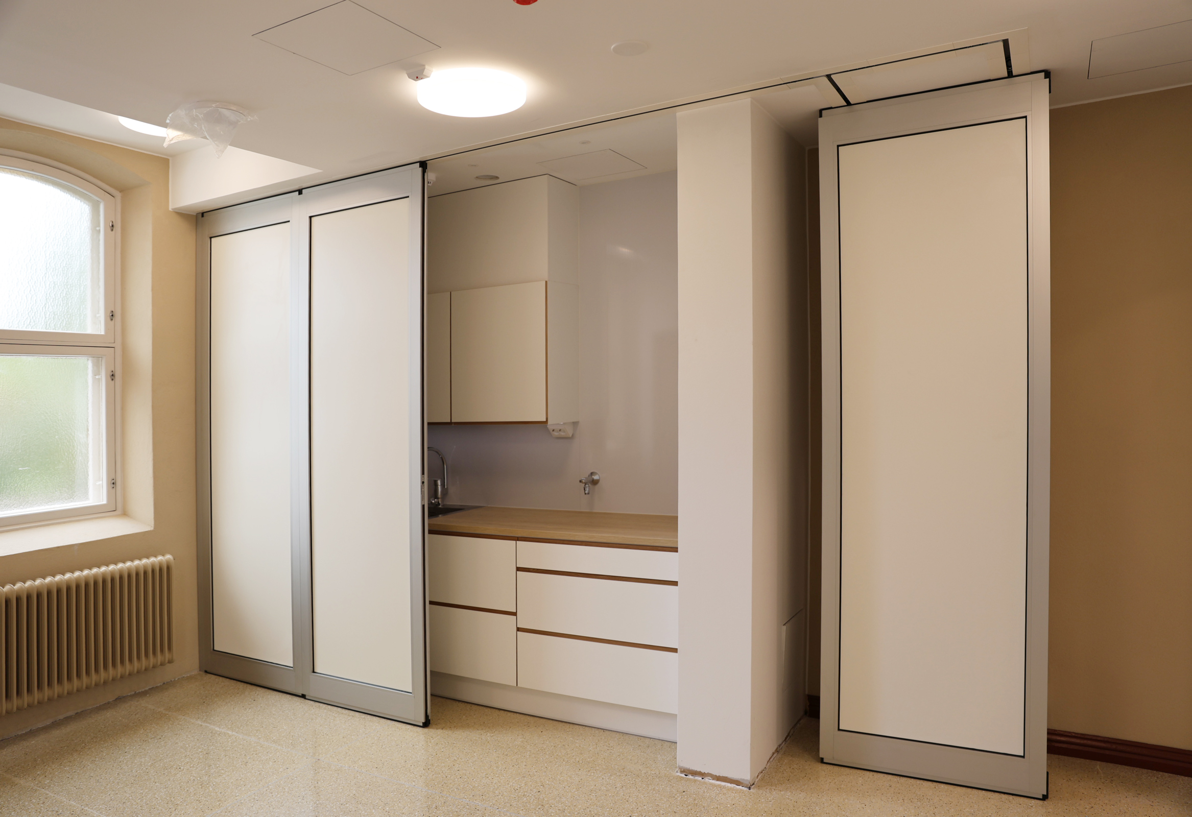 movable walls for apartments